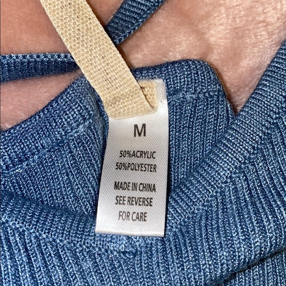 Top - Picture 3 of 3